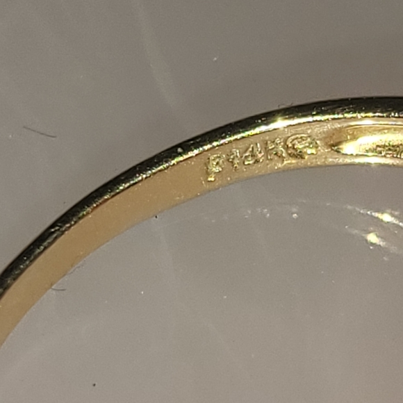 14k gold Garnet & Diamond bypass ring - Picture 7 of 8